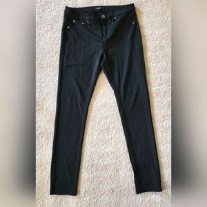 Stylish Black Pants with Convenient Back Pockets - Trendy Fashion Bottoms
